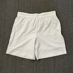Fabletics Fundamental Shorts 7 in, Liner